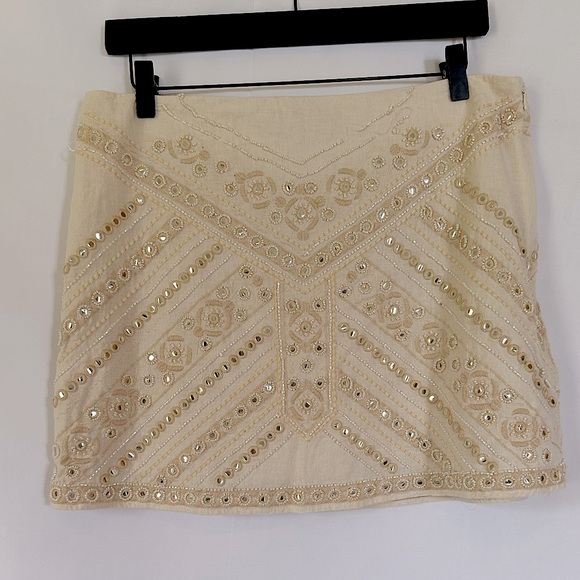 Zara Dresses & Skirts - COPY - Zara Embroidered Mini Skirt